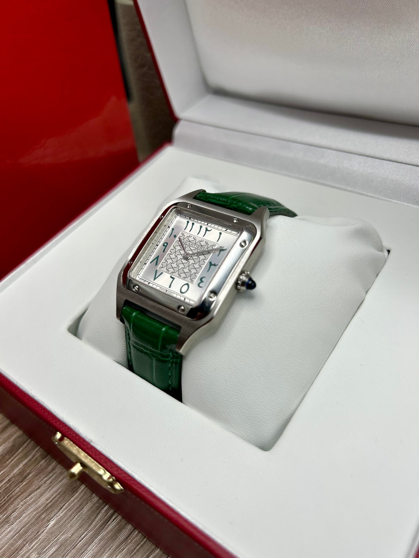 Cartier Santos Arabia