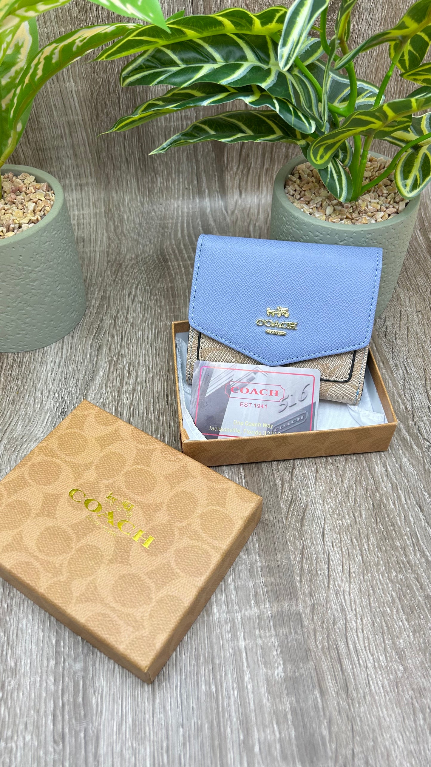 PORTEFEUILLE FEMMES 09